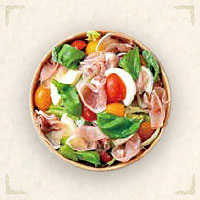 生ハムとチーズのサラダ